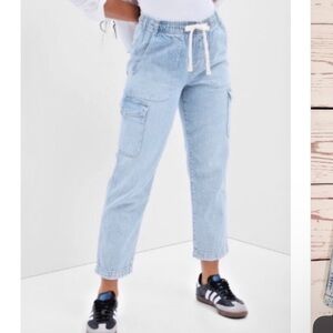 GAP Women's Light Blue Cargo Jeans